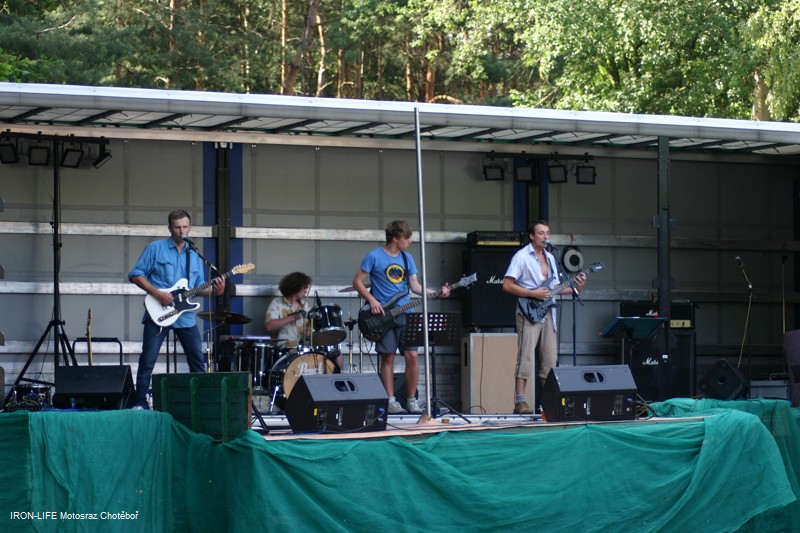 2012-06-30-ChoteborJG_UPLOAD_IMAGENAME_SEPARATOR3